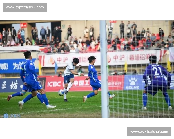 宿超焦点战：泗阳 VS 泗洪，绿茵场的坚守与冲锋